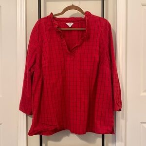 Crown & Ivy curvy ruffled collar long sleeve red and black